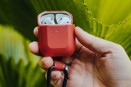 safely-clean-airpods