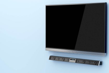 Tv and soundbar