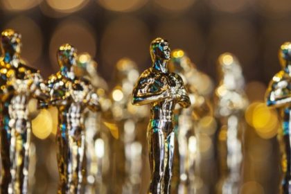 academy-awards-oscars-stauettes