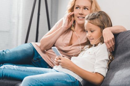 family-friendly-podcasts