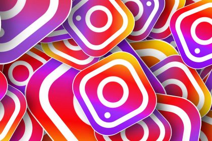instagram-logo-swarm-featured